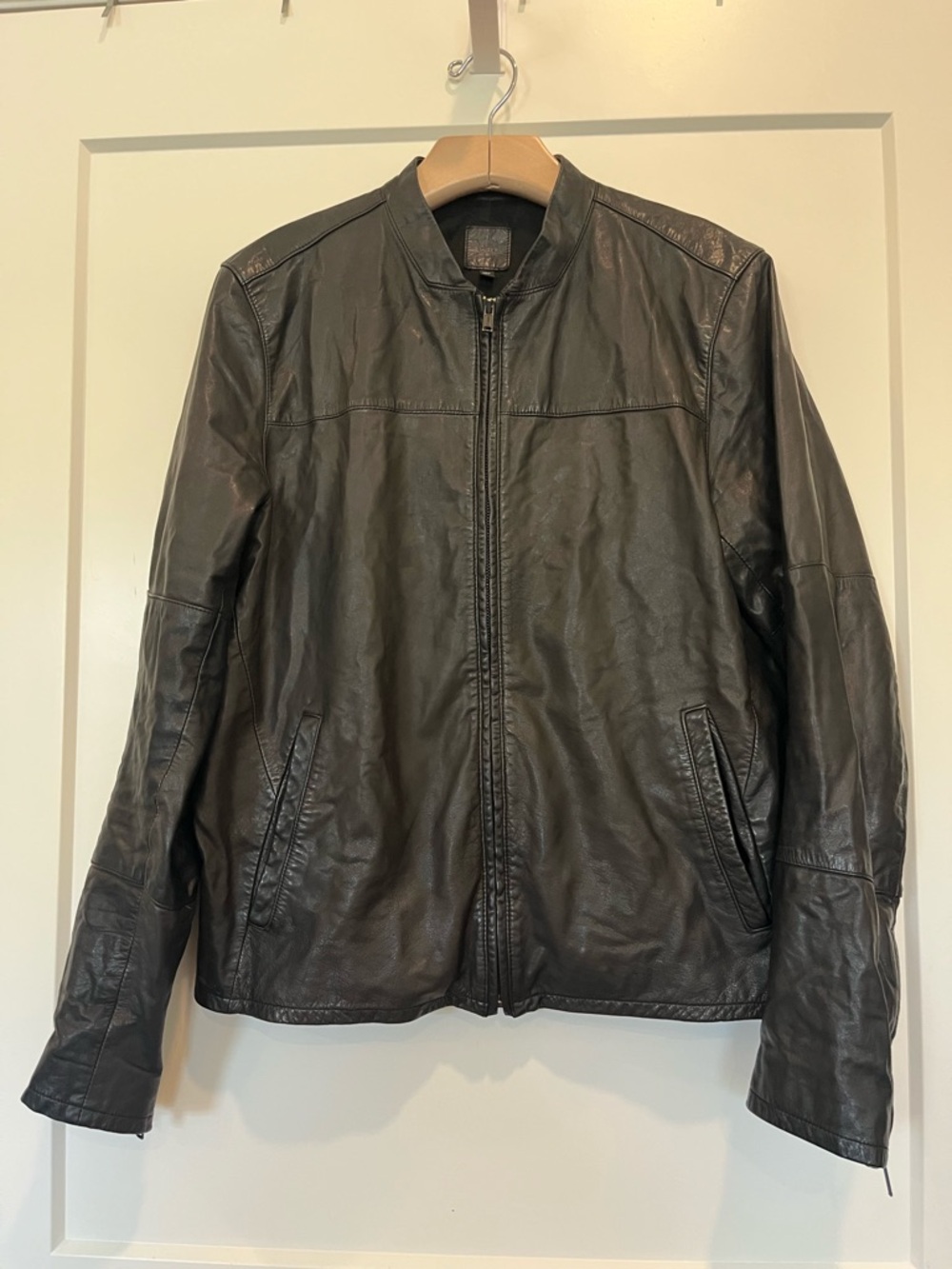 Gap leather black moto minimalist slim fit mock neck Matrix jacket Sz M